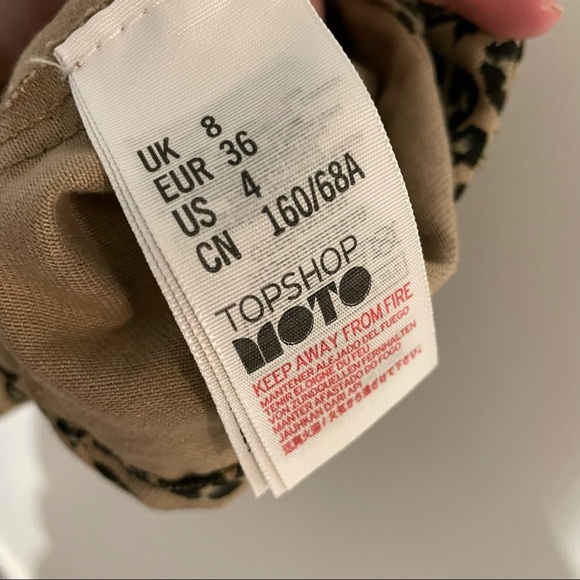 Topshop Half Zip Leopard Print Denim Mini Skirt Sz 4 - Picture 6 of 7